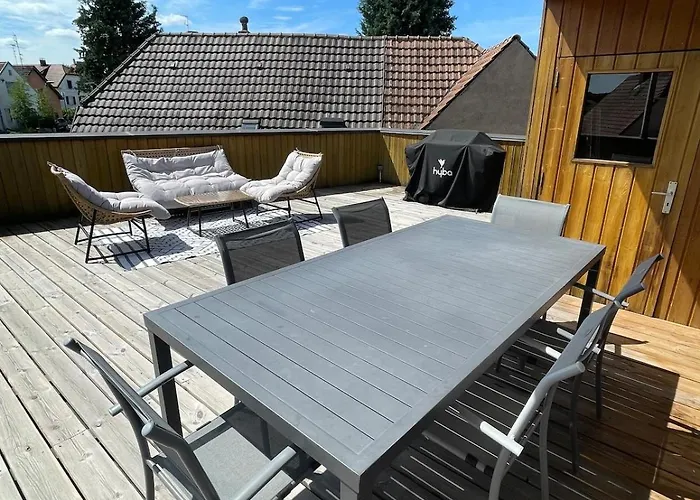 Spacieux Et Son Rooftop דירה *